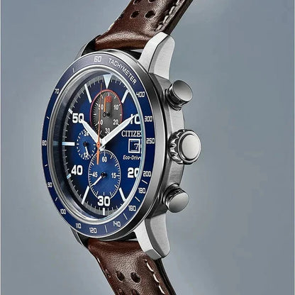 Multifunktionale Herren-Quarzuhr mit Lederarmband